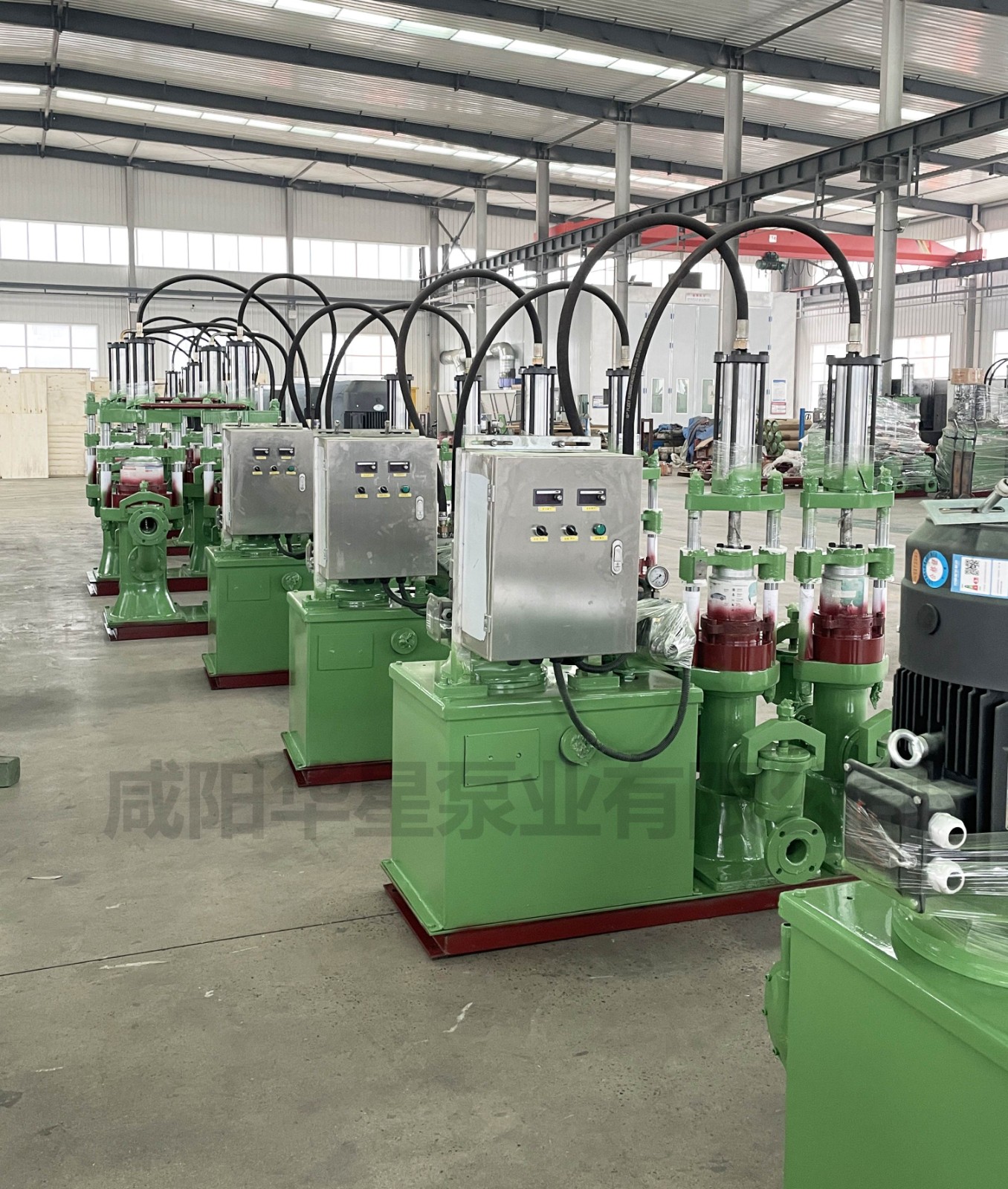 液(ye)壓陶瓷柱(zhu)塞泥漿泵(beng)